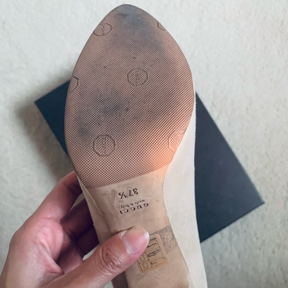 Vintage Gucci Beige Suede Heels - Picture 7 of 7